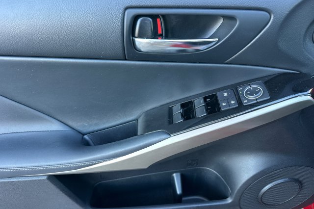 Used 2016 Lexus IS 200t w/ Navigation System Package RWD image 12