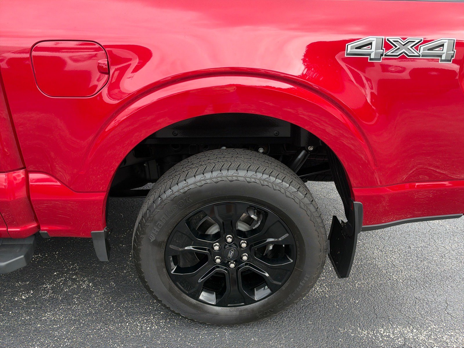 Certified 2022 Ford F150 Lariat w/ Equipment Group 502A High AWD/4WD image 33