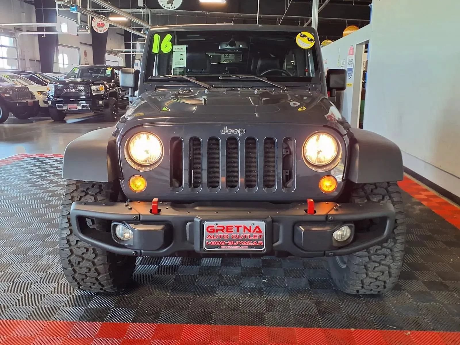 Used 2016 Jeep Wrangler Unlimited Rubicon AWD/4WD image 3