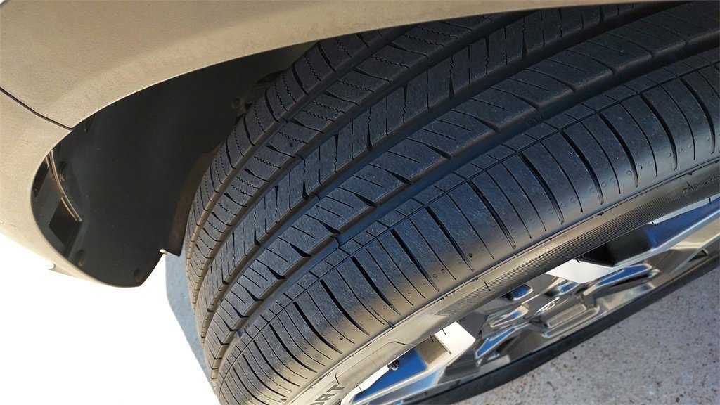 Used 2021 Hyundai Santa Fe Limited image 10