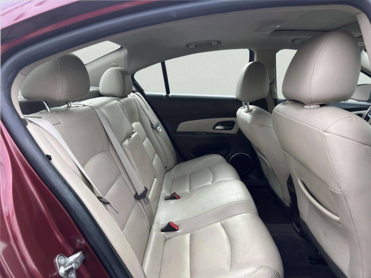 Used 2015 Chevrolet Cruze LTZ w/ Sun, Sound and Sport Package FWD image 19
