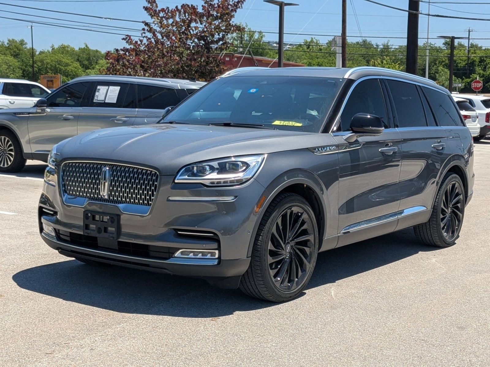 Used 2023 Lincoln Aviator Reserve w/ Equipment Group 201A RWD image 5