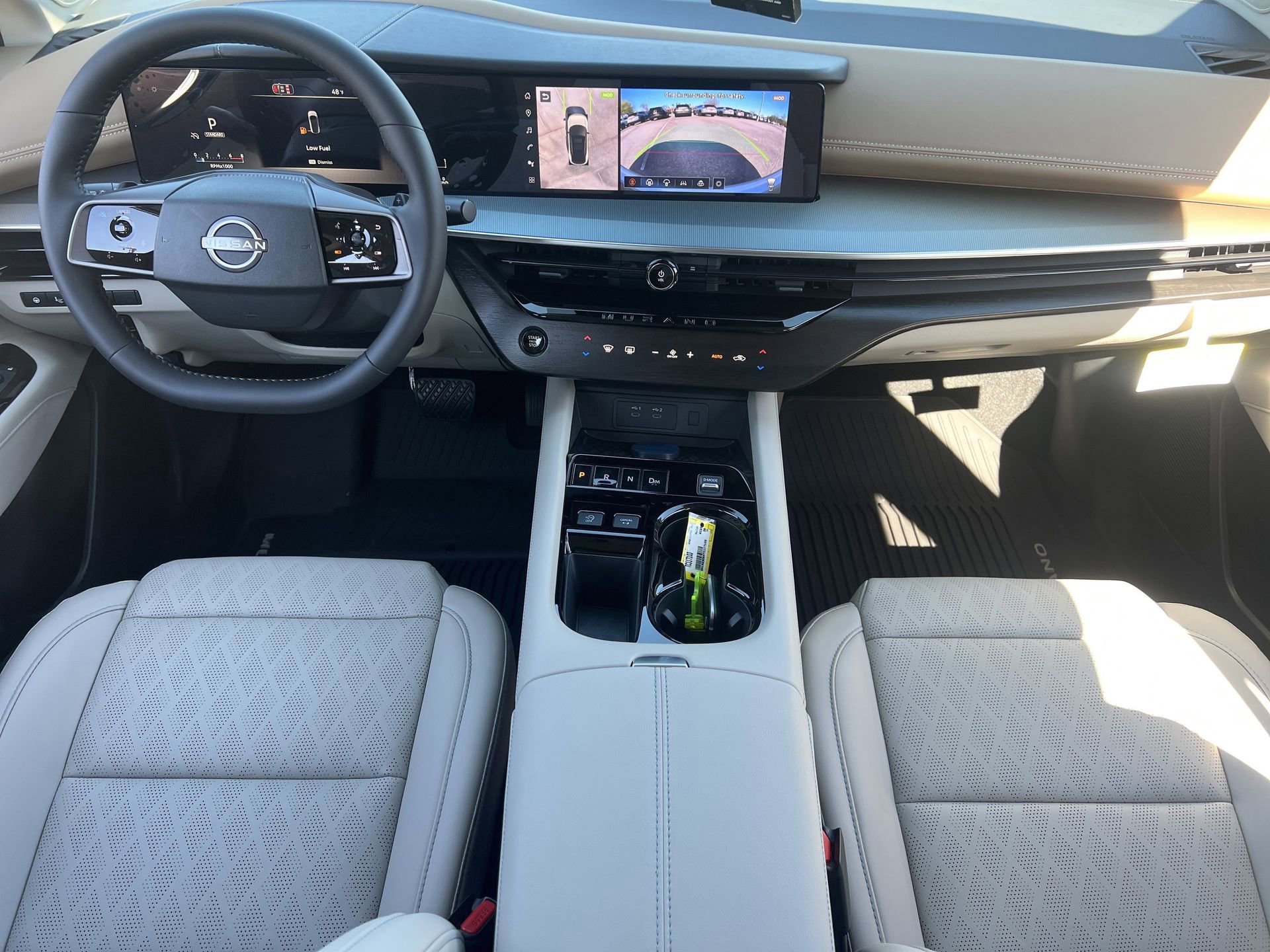 New 2026 Nissan Murano Platinum image 2