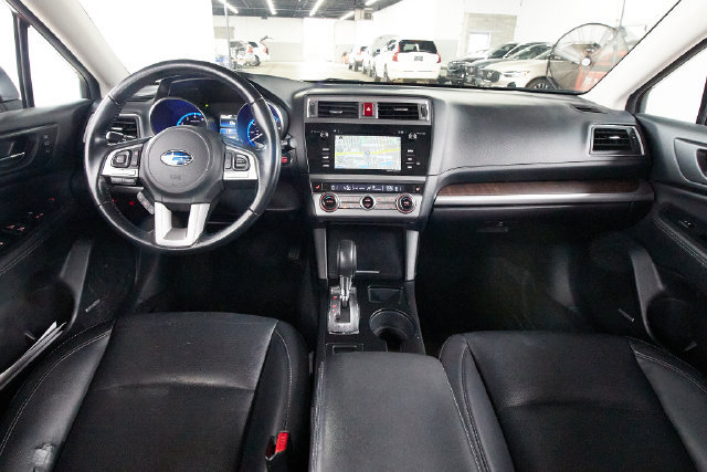 Used 2016 Subaru Outback 2.5i Limited AWD/4WD image 7