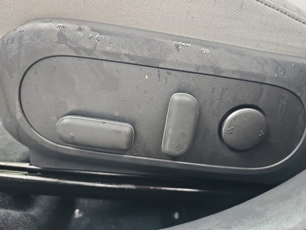 Used 2025 Hyundai Kona SEL FWD image 15