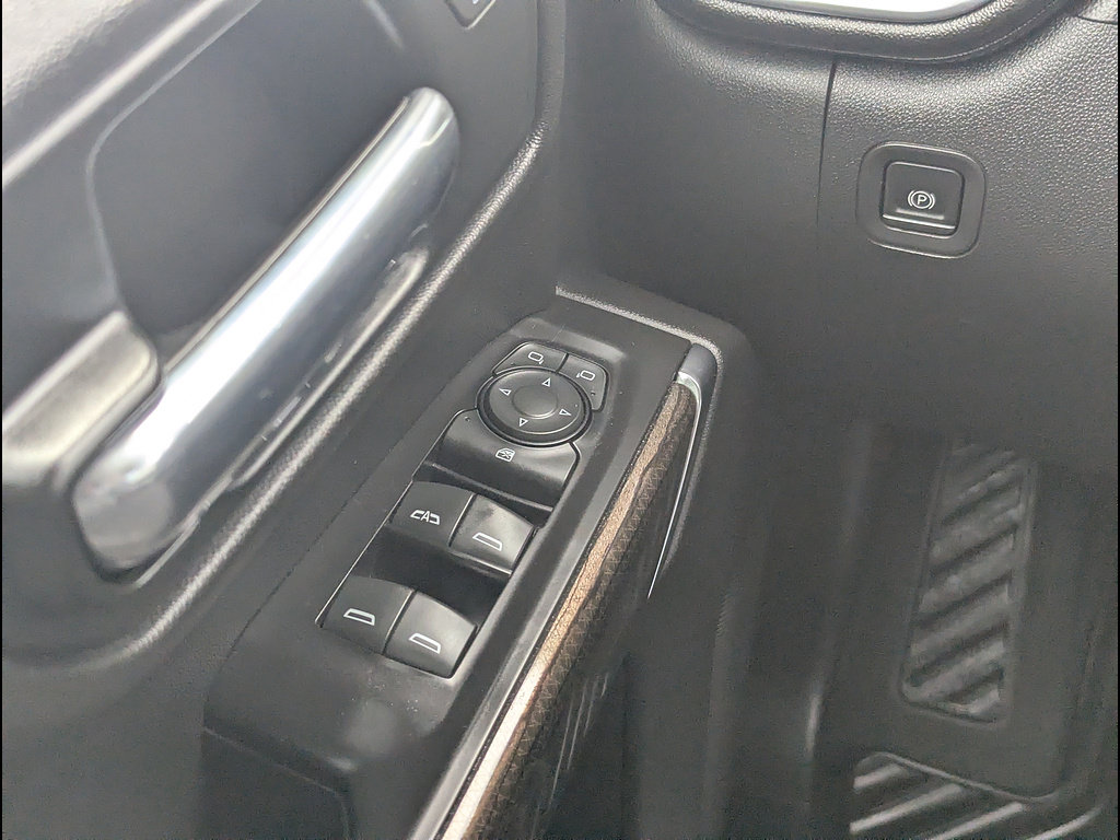 Used 2019 Chevrolet Silverado 1500 LT w/ All-Star Edition AWD/4WD image 28