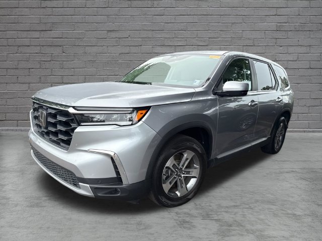 Used 2025 Honda Pilot EX-L image 9