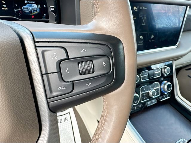 Used 2023 GMC Yukon XL Denali AWD/4WD image 39