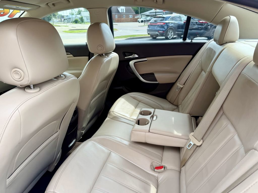 Used 2016 Buick Regal Premium FWD image 11