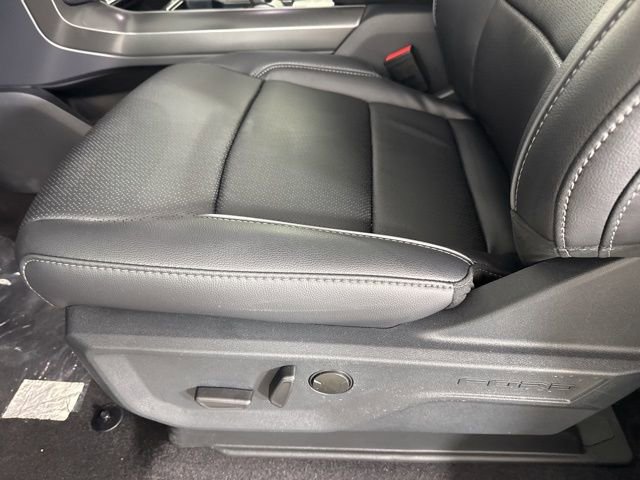 New 2025 Ford F150 Lariat w/ Equipment Group 501A Mid image 17