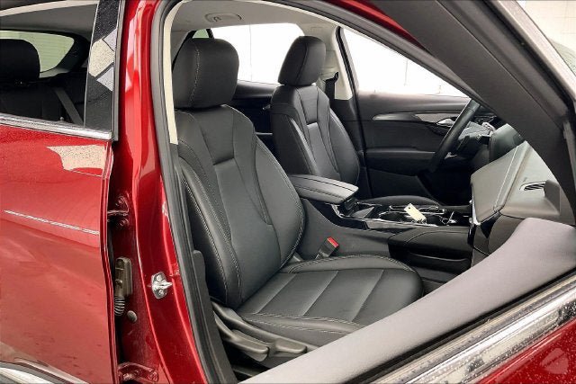 Used 2024 Buick Envision Preferred AWD/4WD image 7