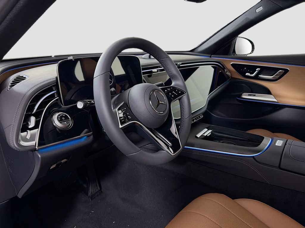 New 2026 Mercedes-Benz E 350 4MATIC Sedan image 10
