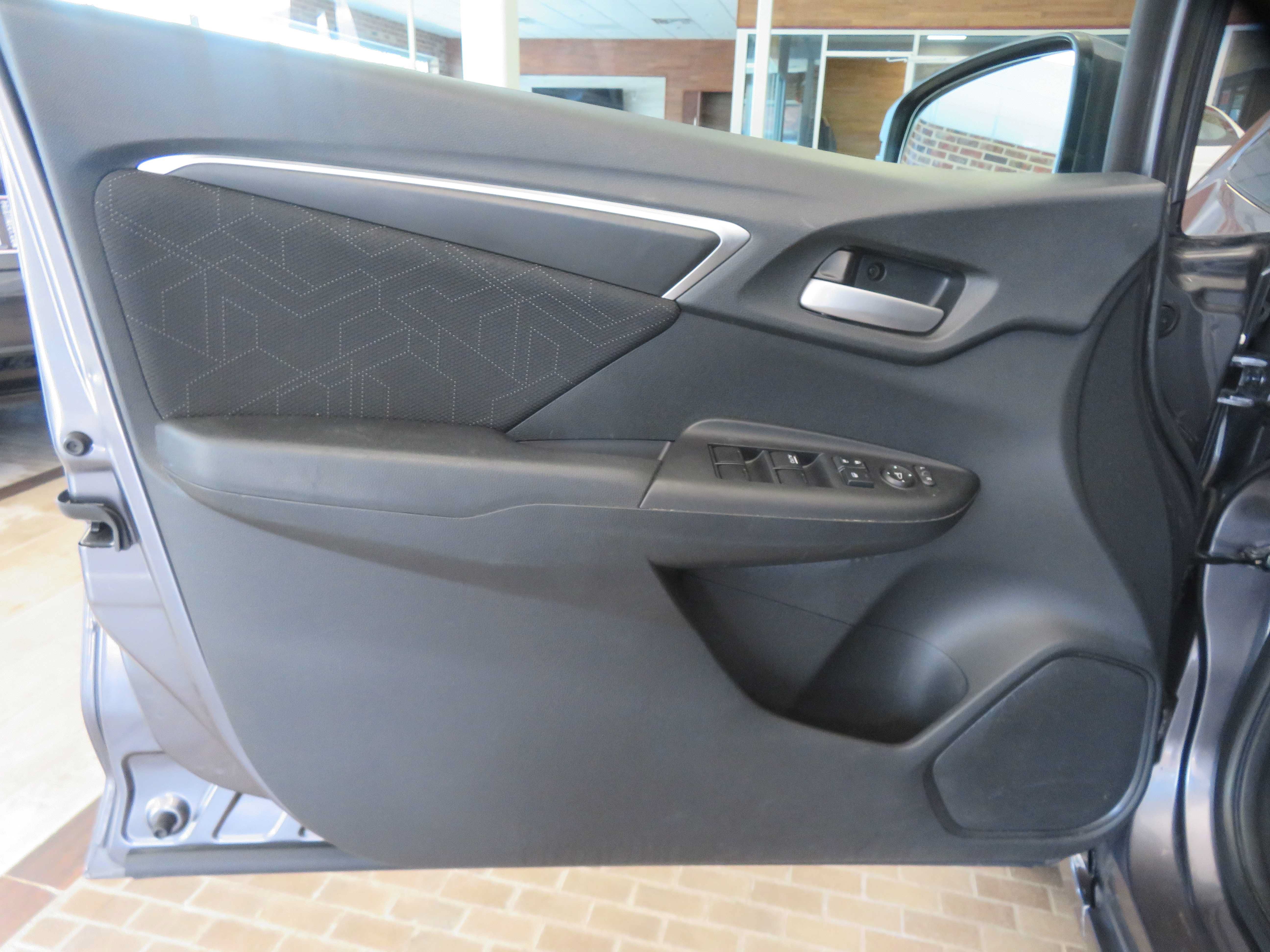 Used 2015 Honda Fit EX-L image 13
