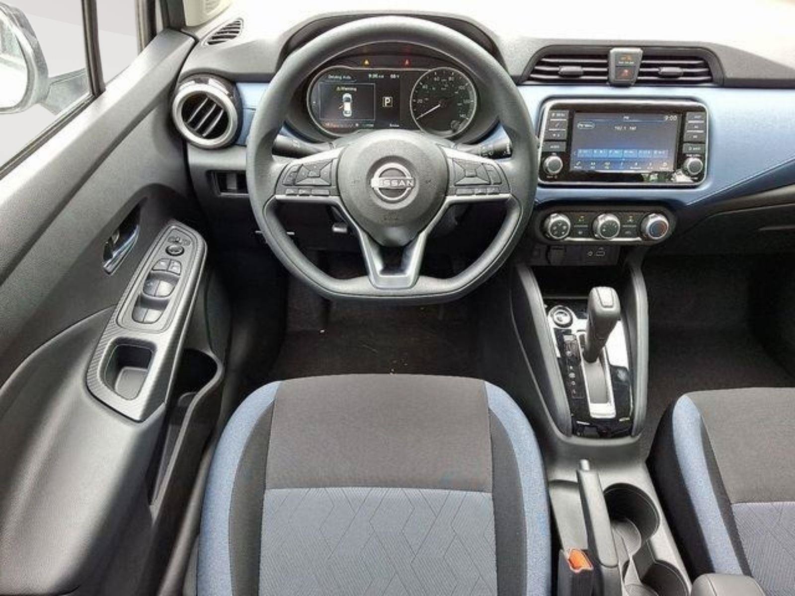 New 2025 Nissan Versa SV w/ Trunk Package FWD image 7