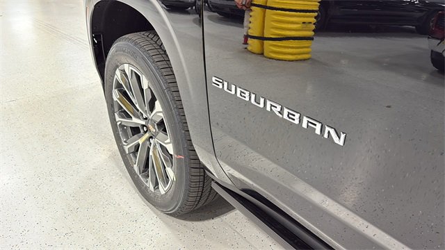 New 2026 Chevrolet Suburban High Country image 15