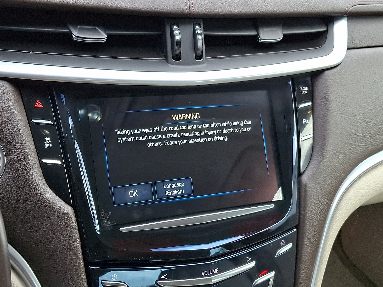 Used 2016 Cadillac XTS FWD image 16