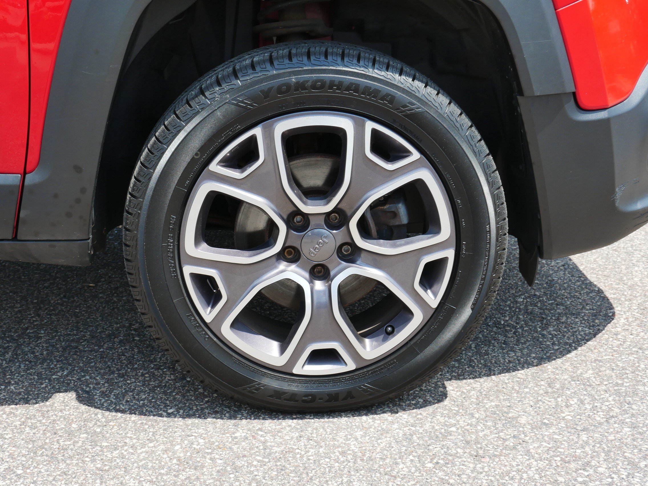 Used 2015 Jeep Renegade Limited w/ Safety & Security Group I AWD/4WD image 15
