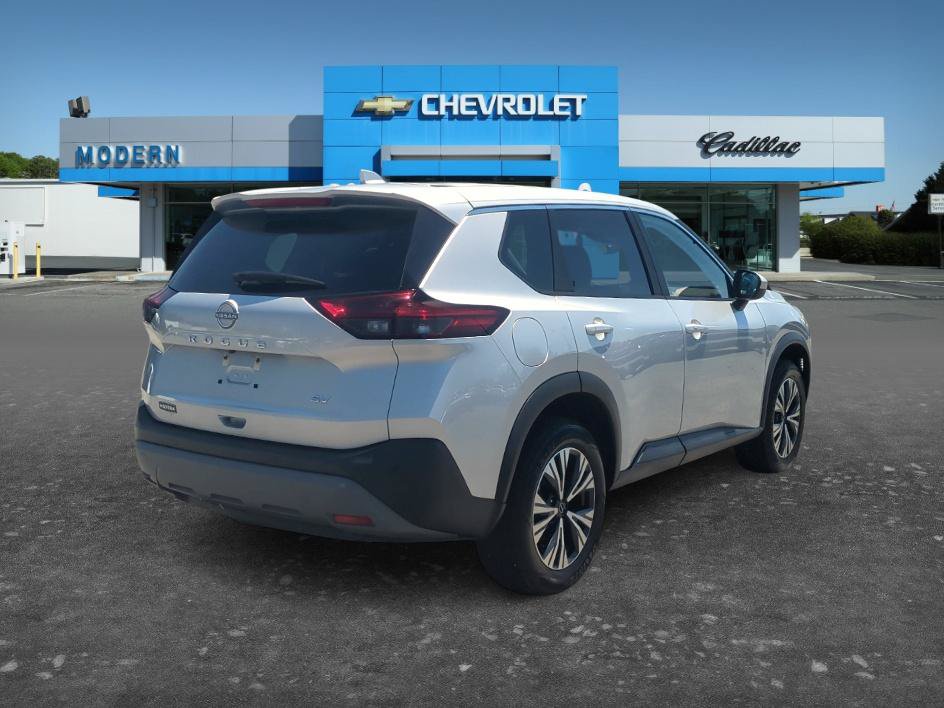 Used 2023 Nissan Rogue SV FWD image 5