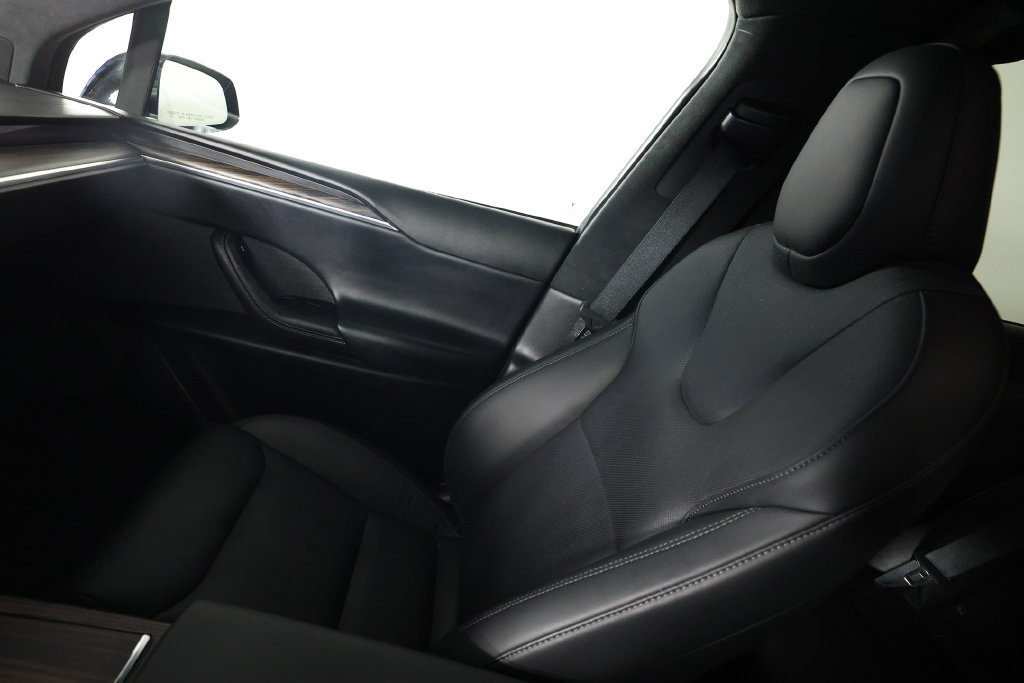 Used 2023 Tesla Model X AWD/4WD image 36