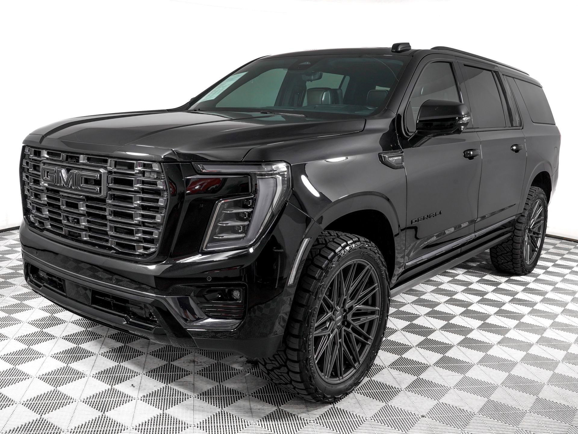 Used 2026 GMC Yukon XL Denali Ultimate AWD/4WD image 9