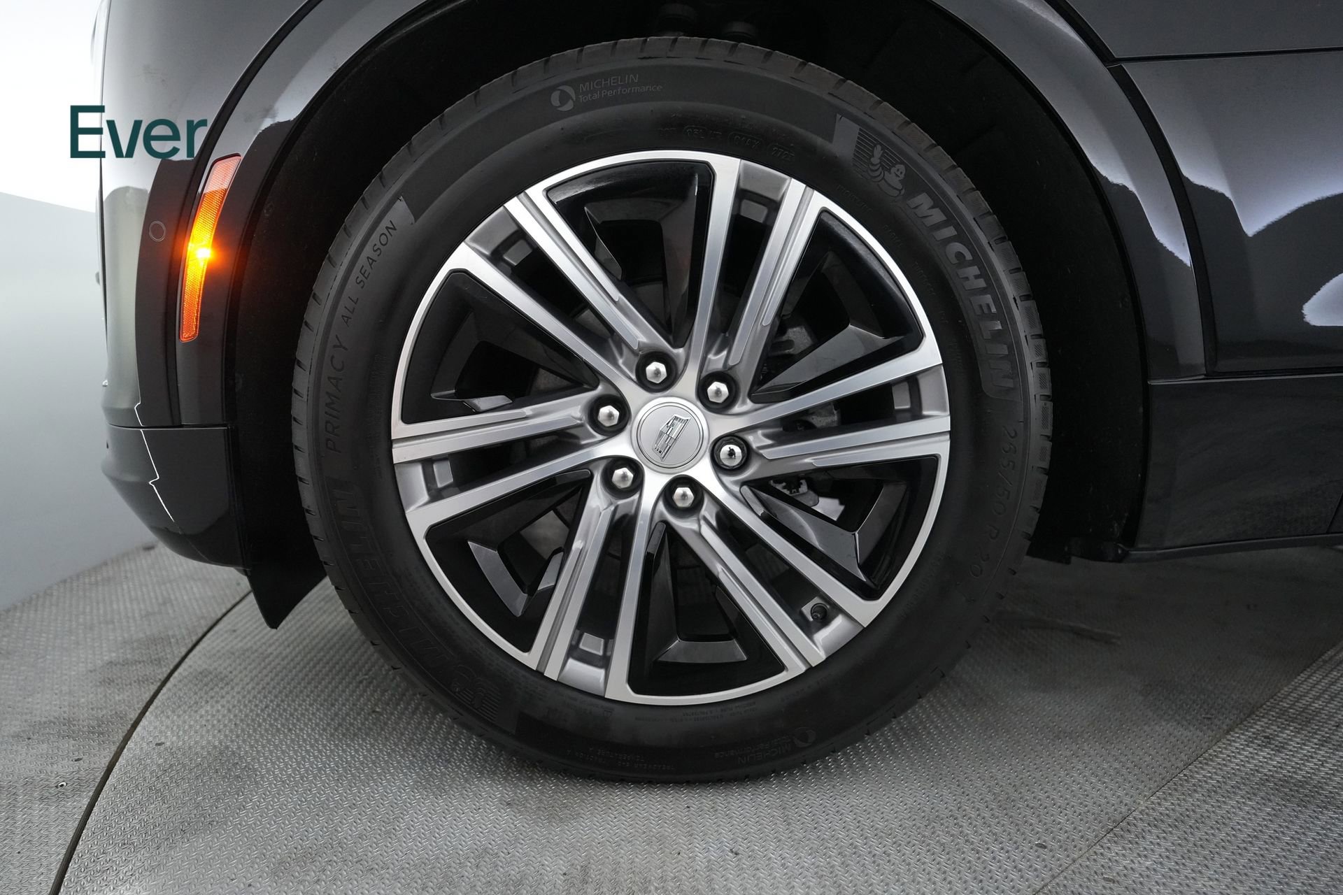 Used 2024 Cadillac Lyriq Luxury AWD/4WD image 22