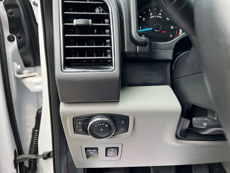 Used 2019 Ford F150 XLT w/ Equipment Group 301A Mid AWD/4WD image 12