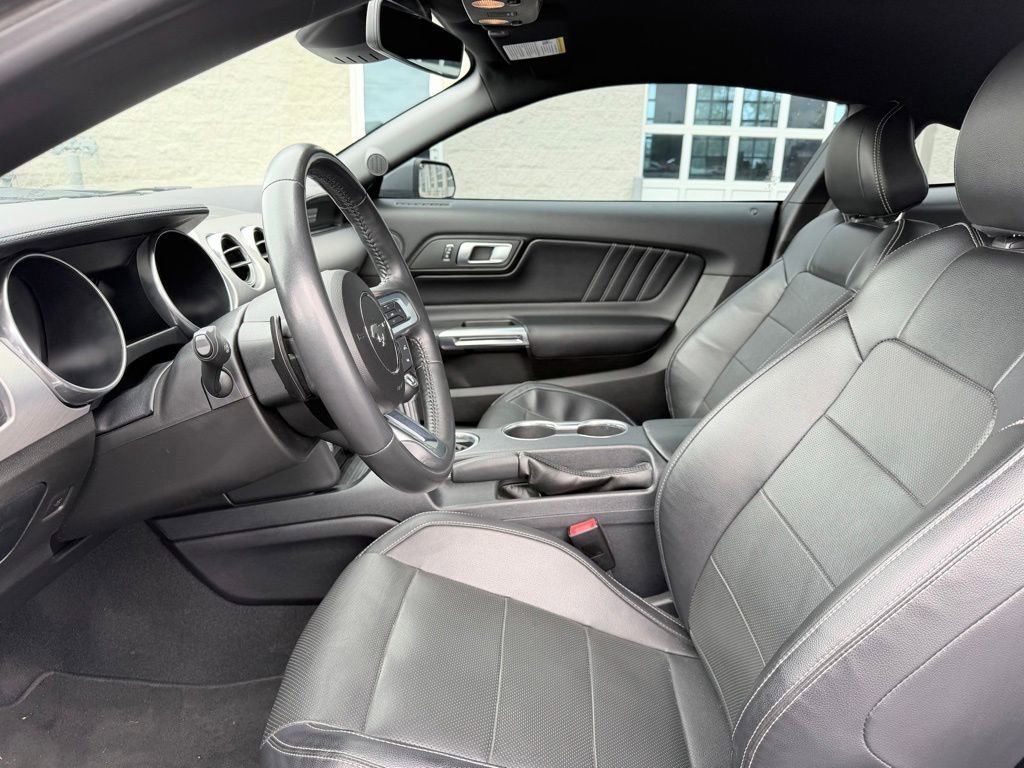 Used 2021 Ford Mustang GT Premium w/ Ford Safe & Smart Package RWD image 9