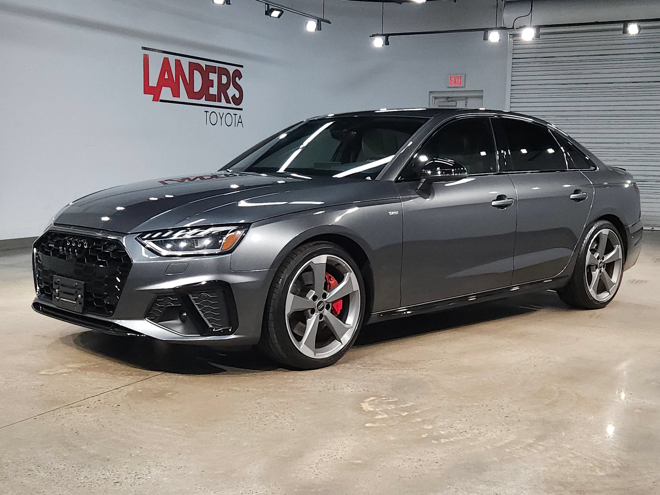 Used 2023 Audi A4 2.0T Prestige w/ Prestige Package AWD/4WD image 3