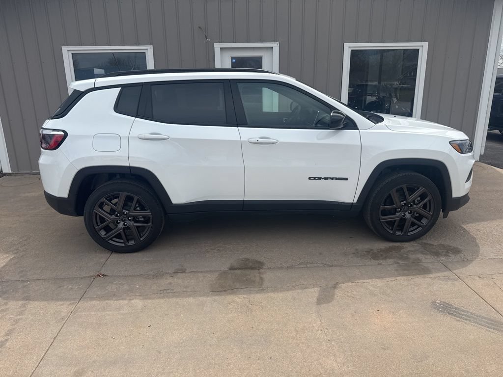 New 2026 Jeep Compass Latitude w/ Sun and Sound Group AWD/4WD image 2