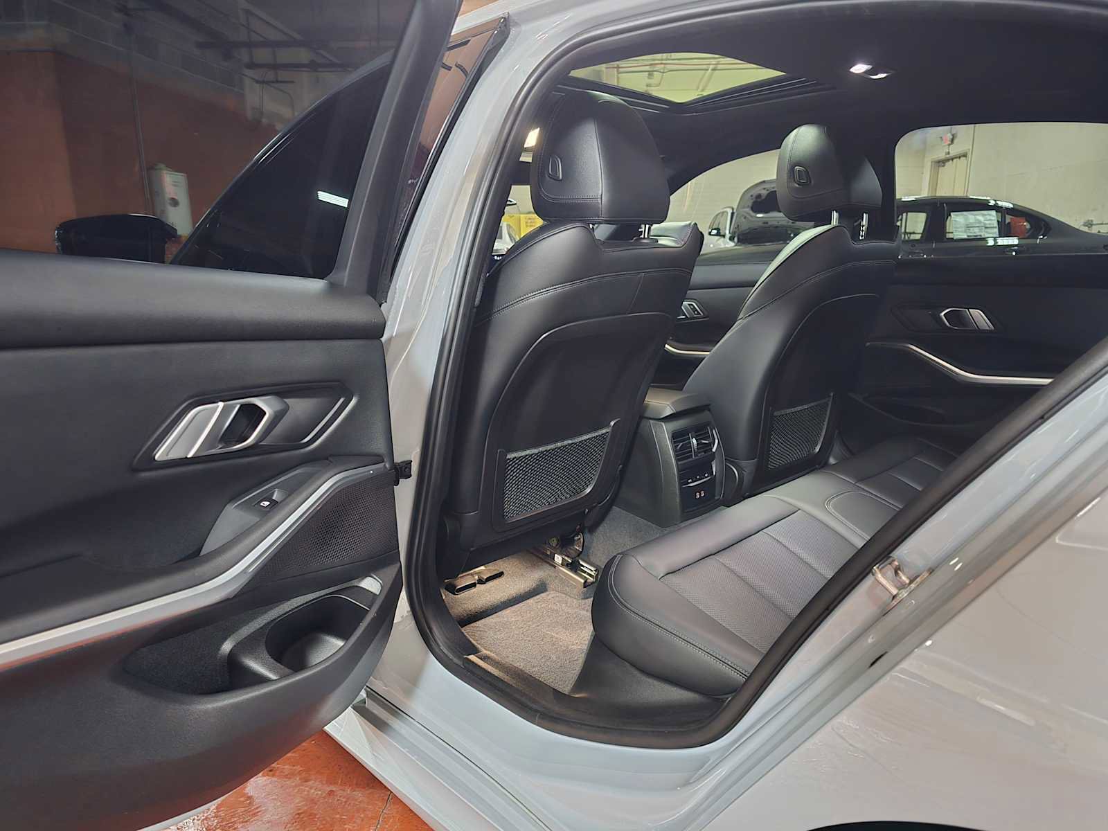 Used 2023 BMW M340i w/ Shadowloine Package image 21