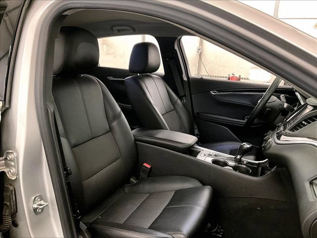 Used 2019 Chevrolet Impala LT FWD image 7