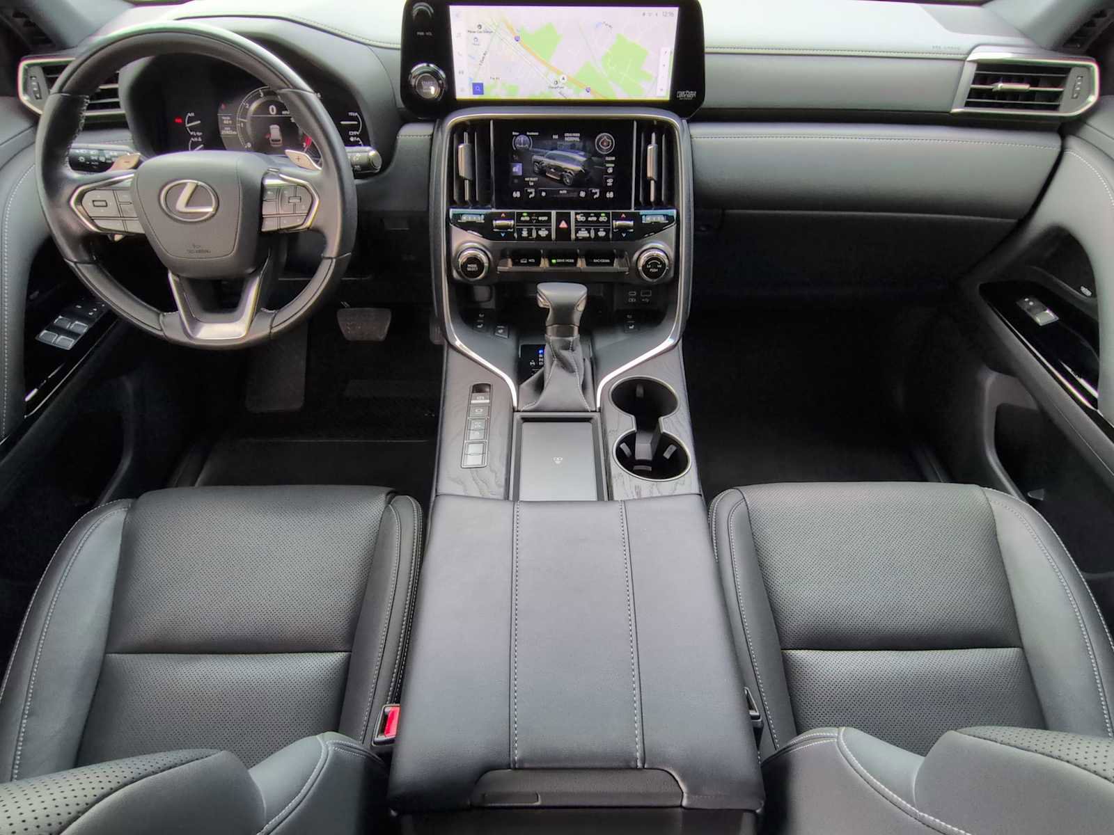 Used 2023 Lexus LX 600 4WD w/ Appearance Package image 15