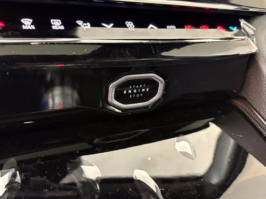 New 2026 Jeep Grand Cherokee Altitude RWD image 28