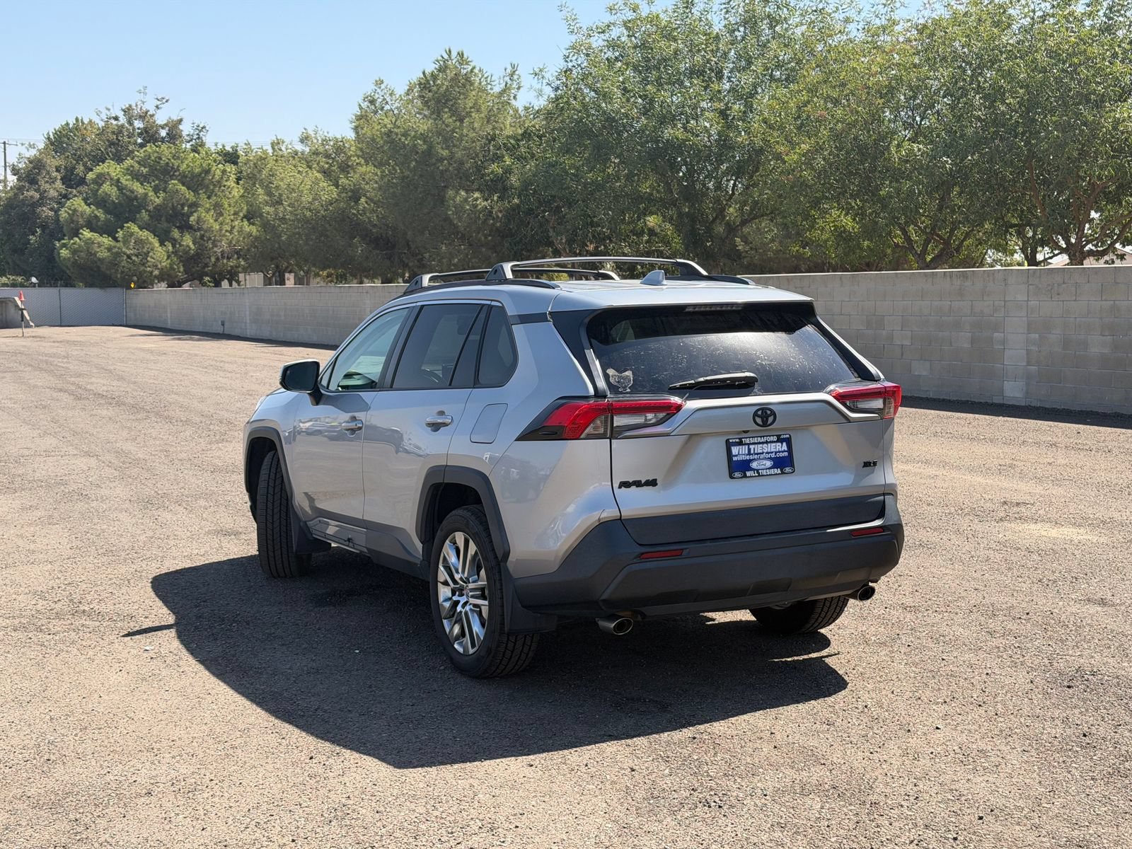 Used 2020 Toyota RAV4 XLE Premium w/ All Weather Liner Package FWD image 8