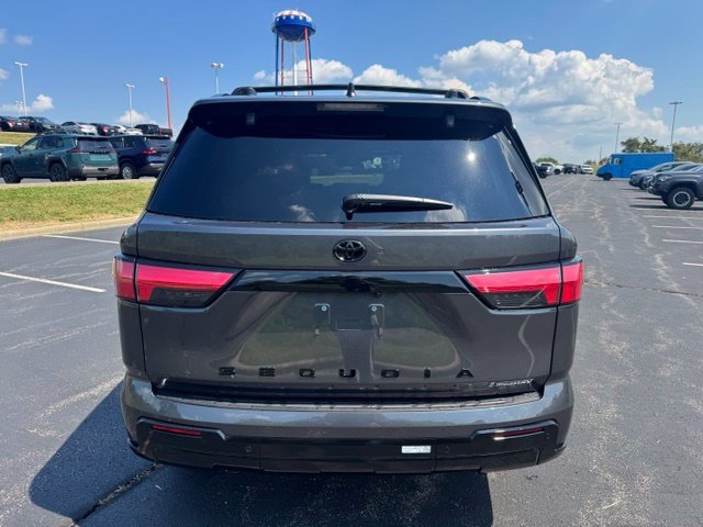 New 2026 Toyota Sequoia Platinum w/ Tow Technology Package AWD/4WD image 4