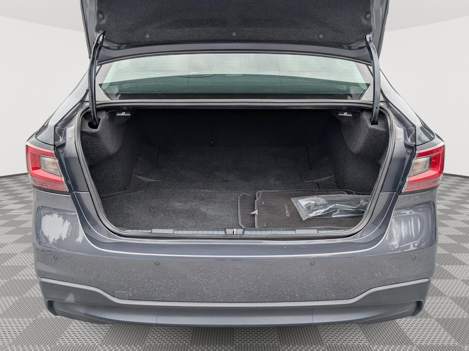 Used 2024 Subaru Legacy Limited AWD/4WD image 14