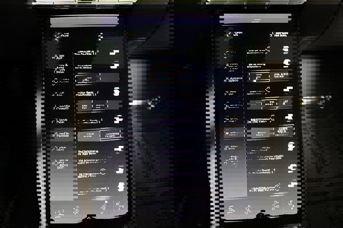 Used 2024 Lucid Air Pure image 25