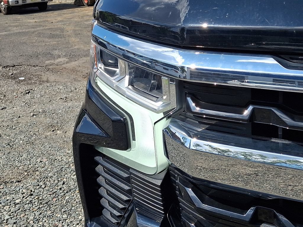 Certified 2023 Chevrolet Silverado 1500 LT AWD/4WD image 35