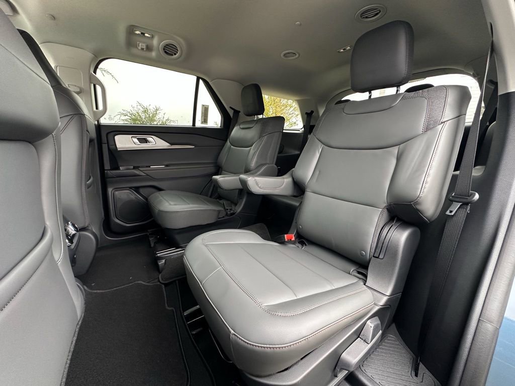 New 2026 Ford Explorer Active w/ Active Comfort Package image 53