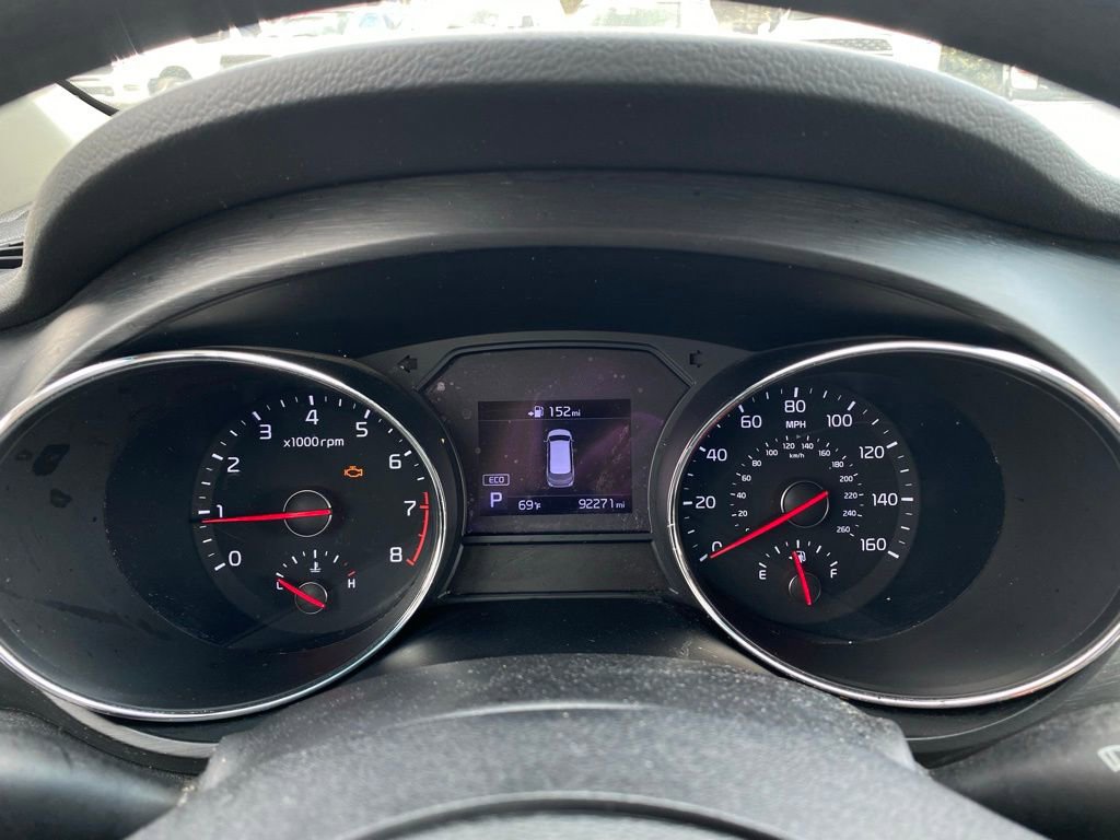 Used 2021 Kia Sedona LX image 17