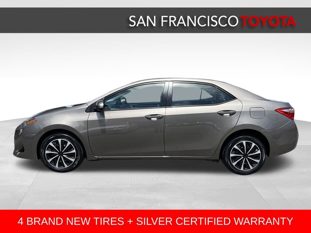 Used 2017 Toyota Corolla LE w/ Carpet Mat Package (TMS) FWD image 2