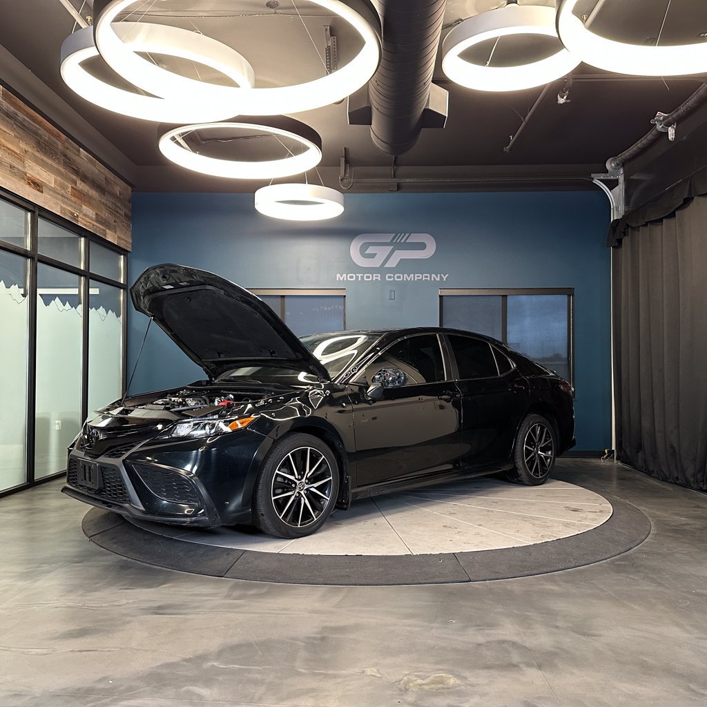Used 2021 Toyota Camry SE FWD image 24