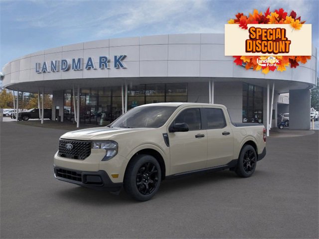 New 2025 Ford Maverick XLT w/ Black Appearance Package