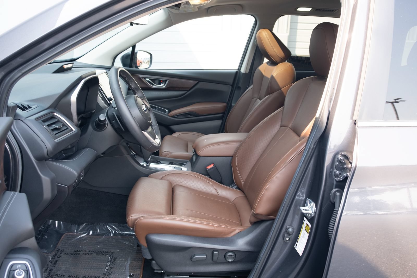 Used 2024 Subaru Ascent Touring AWD/4WD image 11