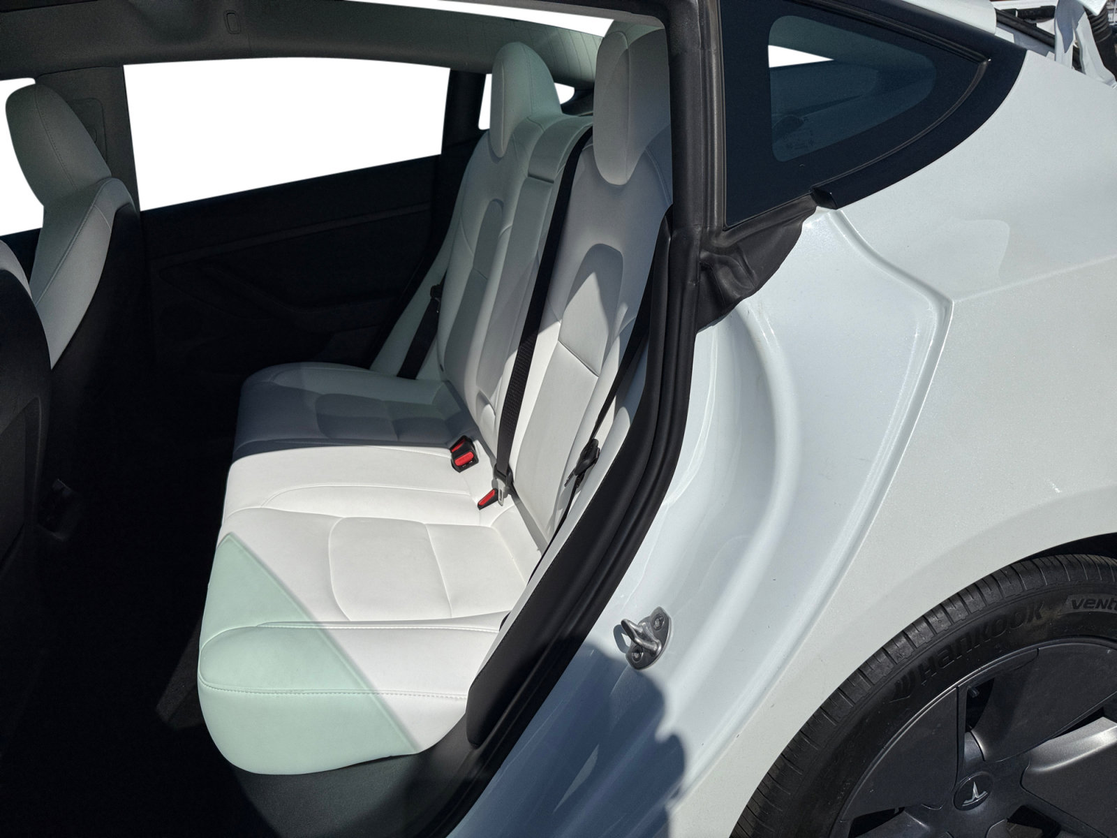Used 2023 Tesla Model 3 Standard Range RWD image 16