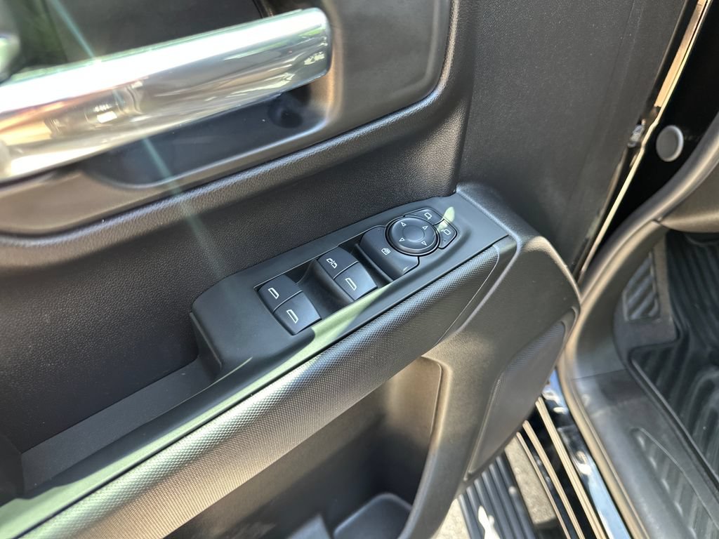 Used 2024 GMC Sierra 1500 Pro w/ Graphite Edition AWD/4WD image 20