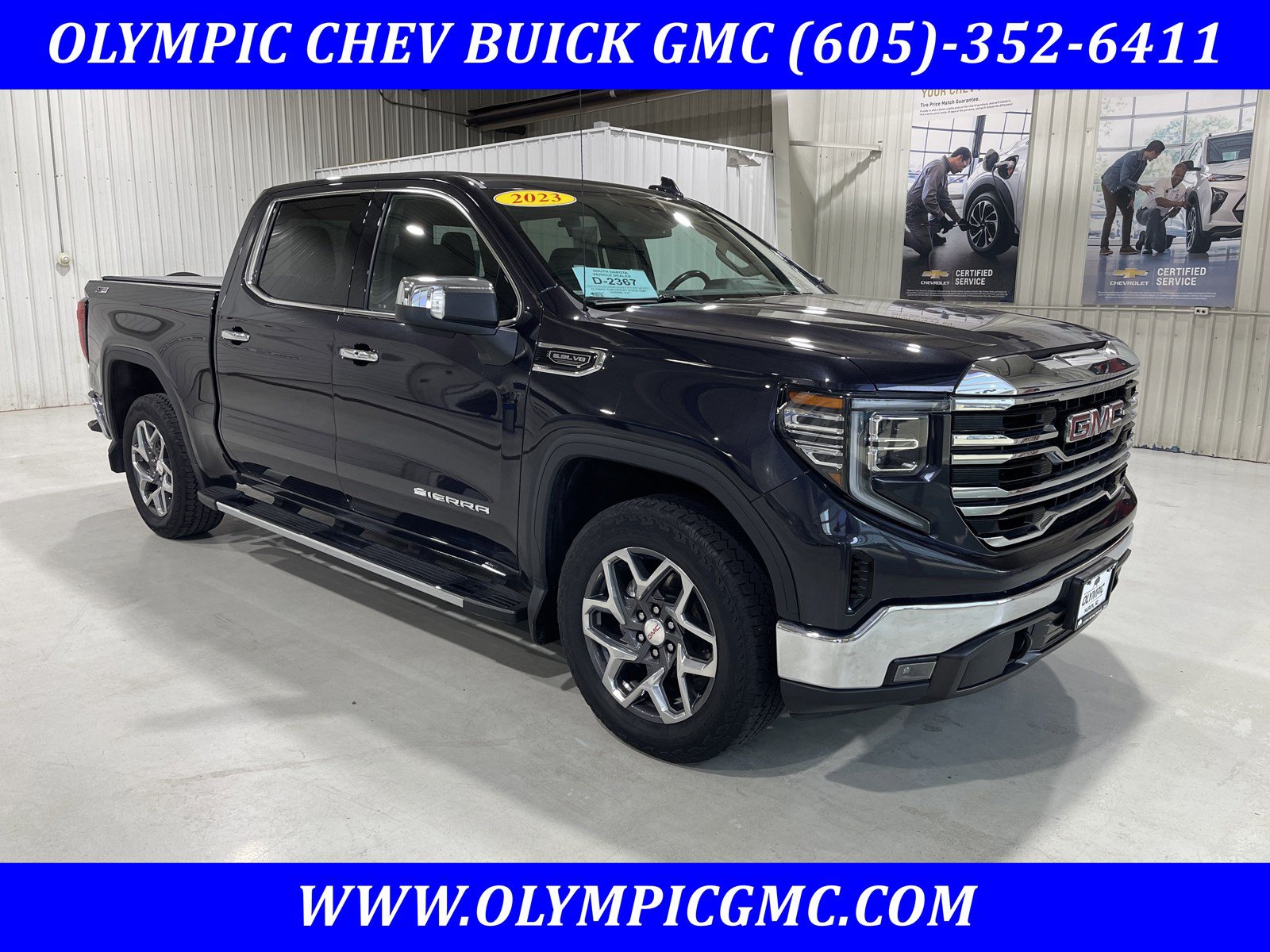 Used 2023 GMC Sierra 1500 SLT w/ SLT Premium Package AWD/4WD image 1
