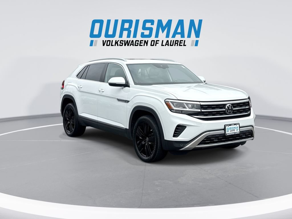 Used 2022 Volkswagen Atlas Cross Sport SEL AWD/4WD image 2