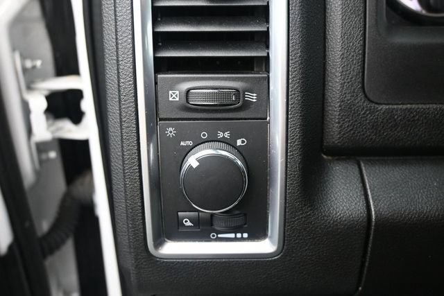 Used 2024 RAM 1500 Warlock AWD/4WD image 14