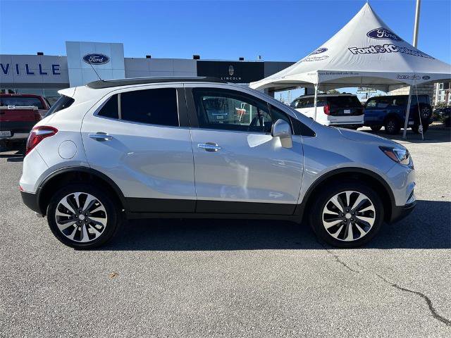 Used 2022 Buick Encore Preferred w/ Safety Package image 3